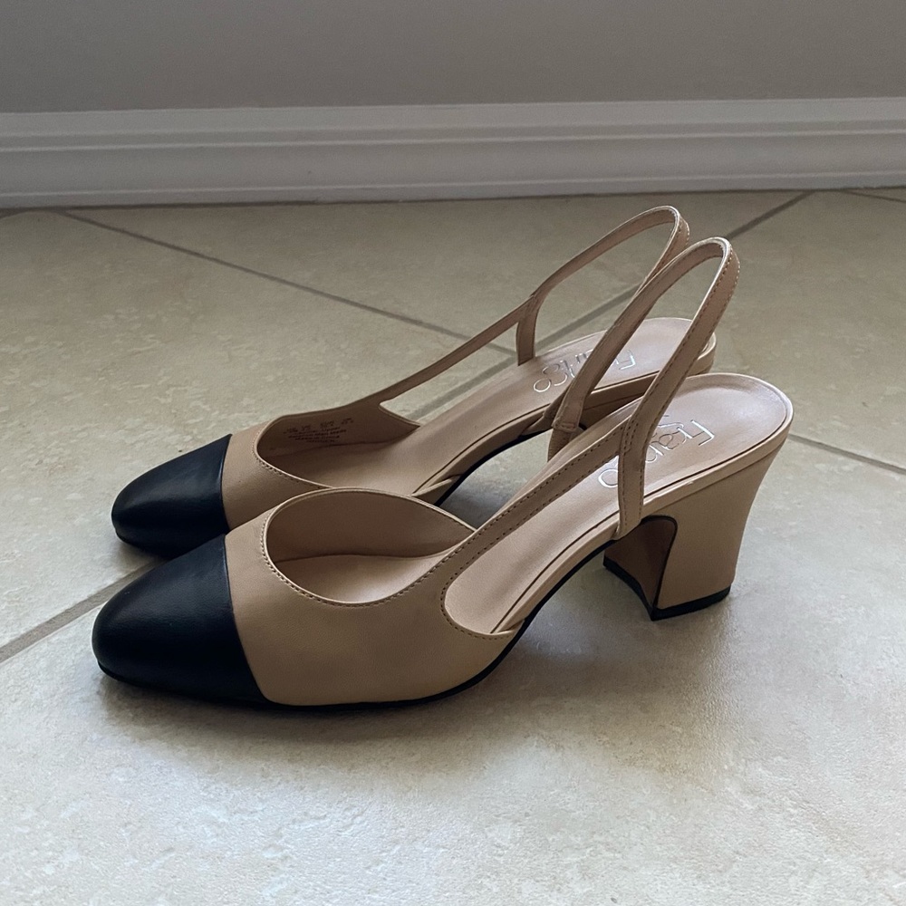 Two-toned slingback heels